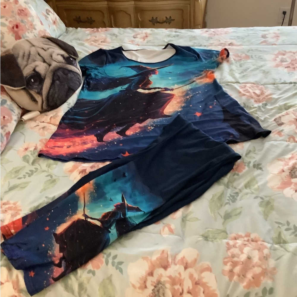 Witch Pajamas soft material XL blue orange 2 pieces
